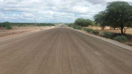 Obras BR 235