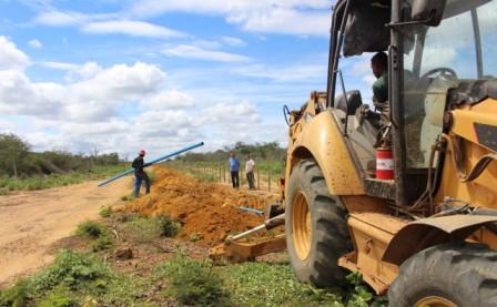 Iniciada obra água Maniçoba