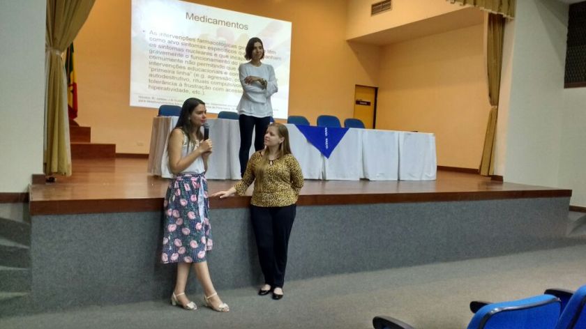 palestra saúde autismo.jpg