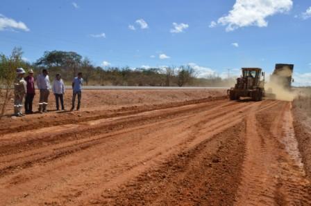 Recupera vicinais Itamotinga