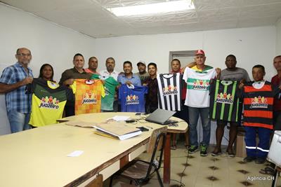 Doação uiniformes LDJ 7.JPG