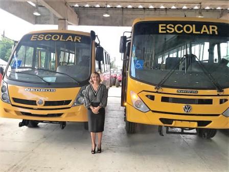 _Sento-Sé recebe novo ônibus escolar 02