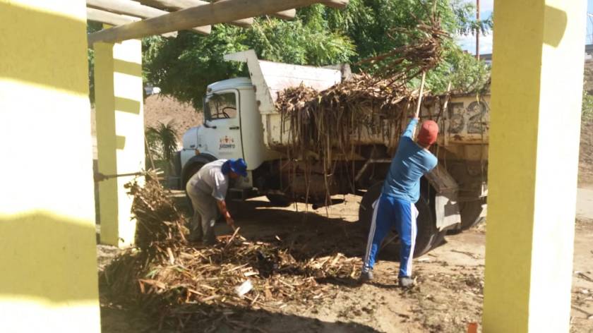 Limpeza Lagoa de Calu 2.jpg